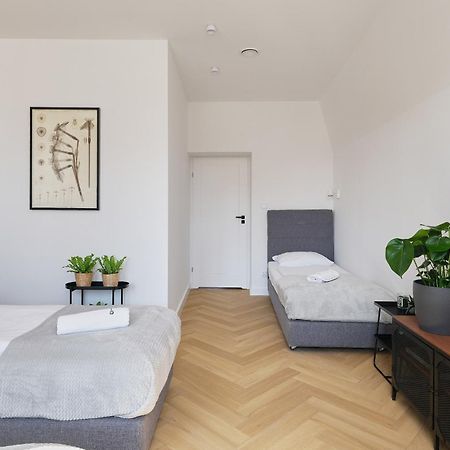 Solny Square Aparthotel Wrocław Eksteriør billede