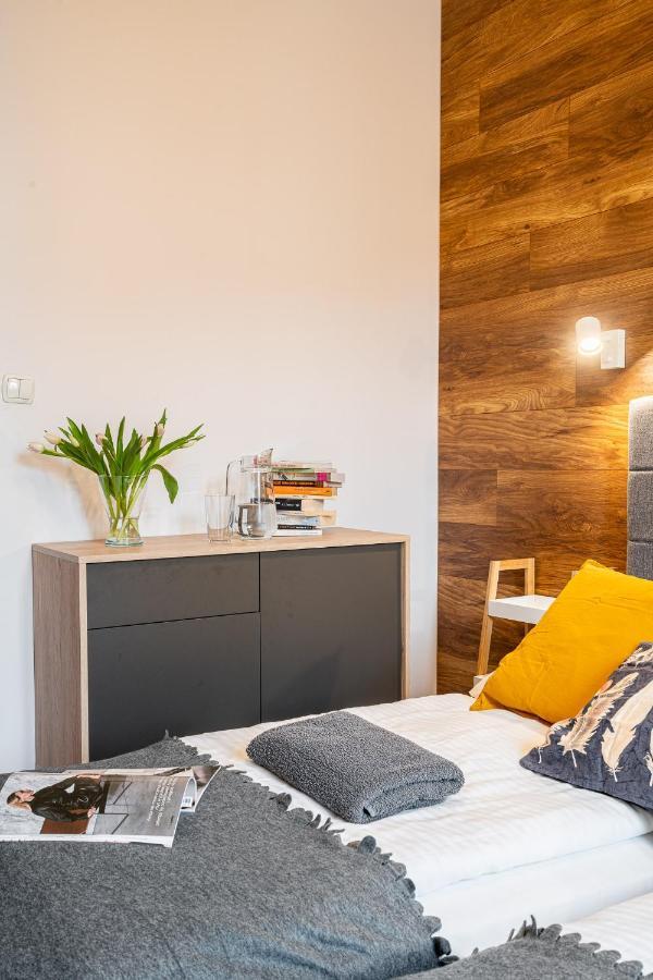 Solny Square Aparthotel Wrocław Eksteriør billede
