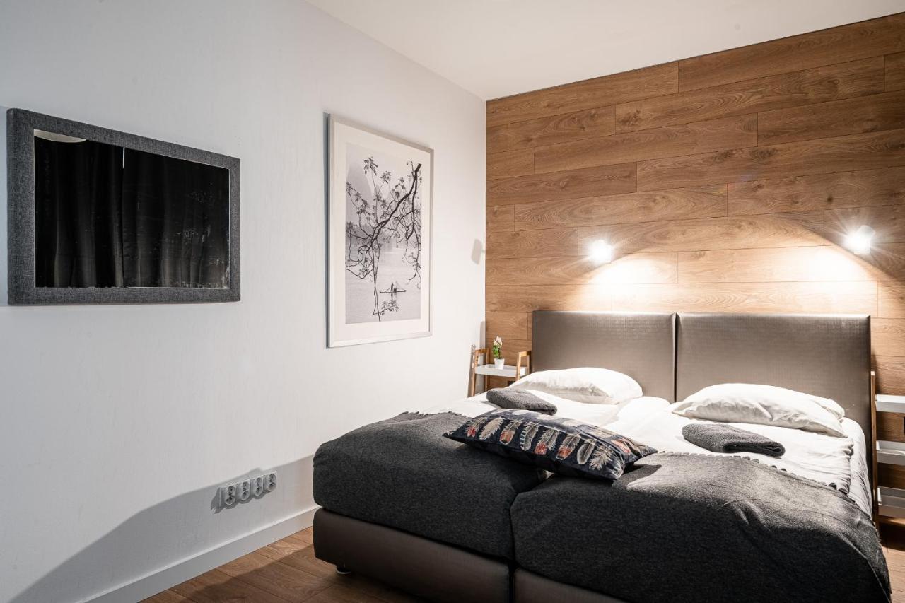 Solny Square Aparthotel Wrocław Eksteriør billede