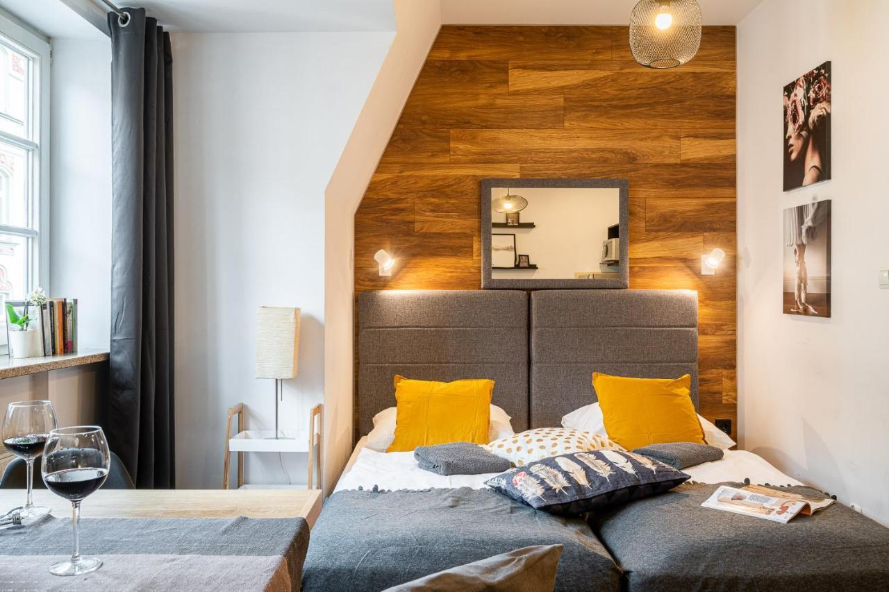 Solny Square Aparthotel Wrocław Eksteriør billede