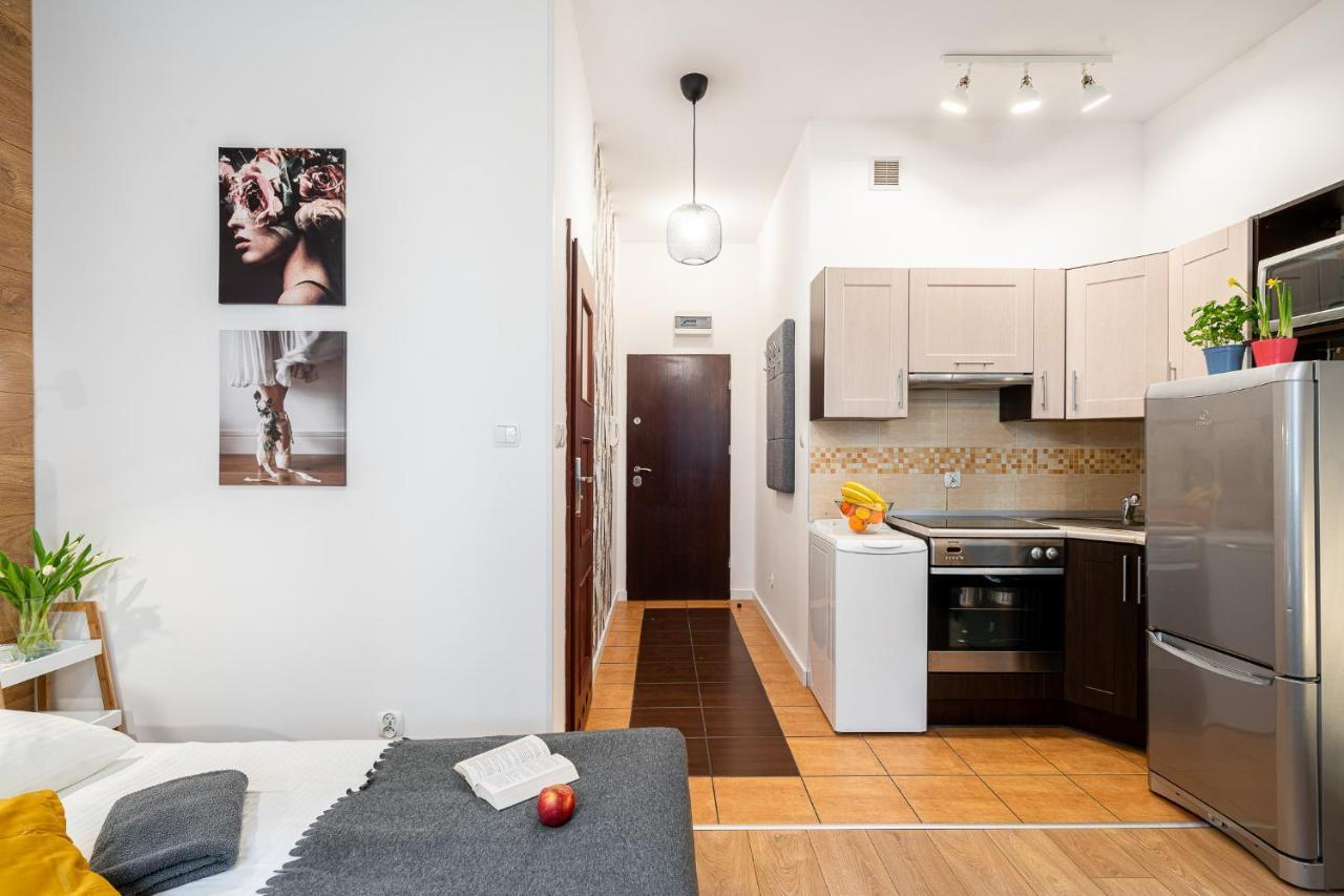 Solny Square Aparthotel Wrocław Eksteriør billede